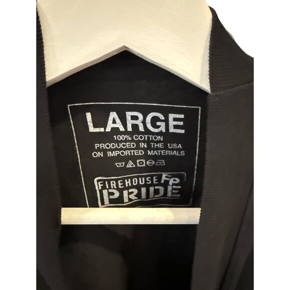 Firehouse Pride Tiocfaidh Ar La Irish Graphic T Shirt L Black Cotton Streetwear - Picture 3 of 6